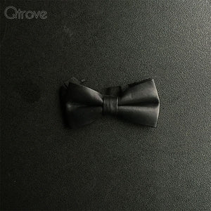 Classic Genuine Leather Bow Tie
