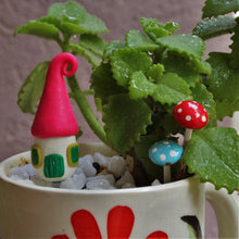 Curled Roof Fairy House Garden Decor