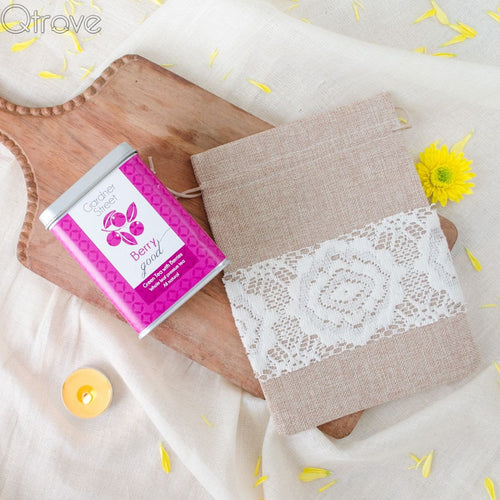 Berry Good Tea Tin with Lace Jute Bag