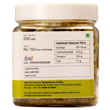 Green Chillies Pickle