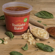 Classic Tomato Basil Pasta Sauce
